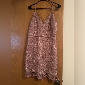 Lace light pink dress